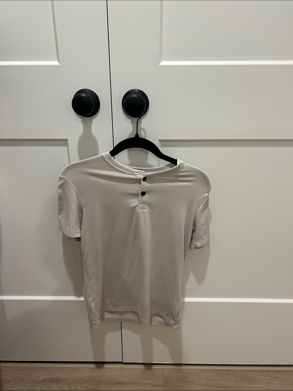 Abercrombie & Fitch Beige Short Sleeve Henley Tee